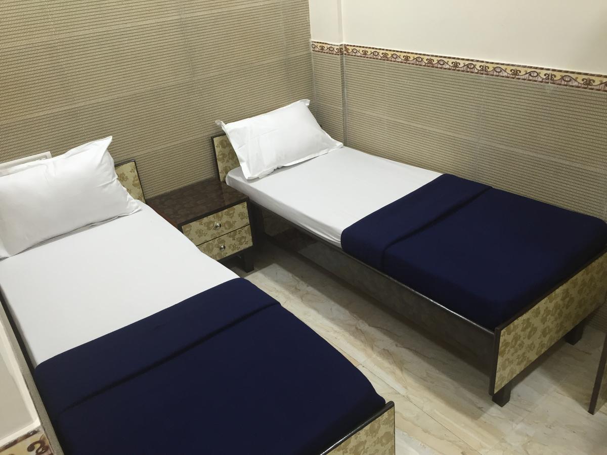 Hotel Marhaba Mumbai Ngoại thất bức ảnh